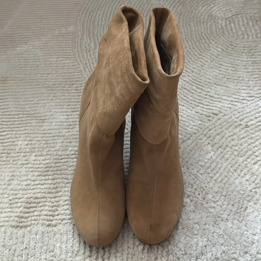 Nine West Pegeen‎ suede boots above ankle booties heels Sz 8 1/2